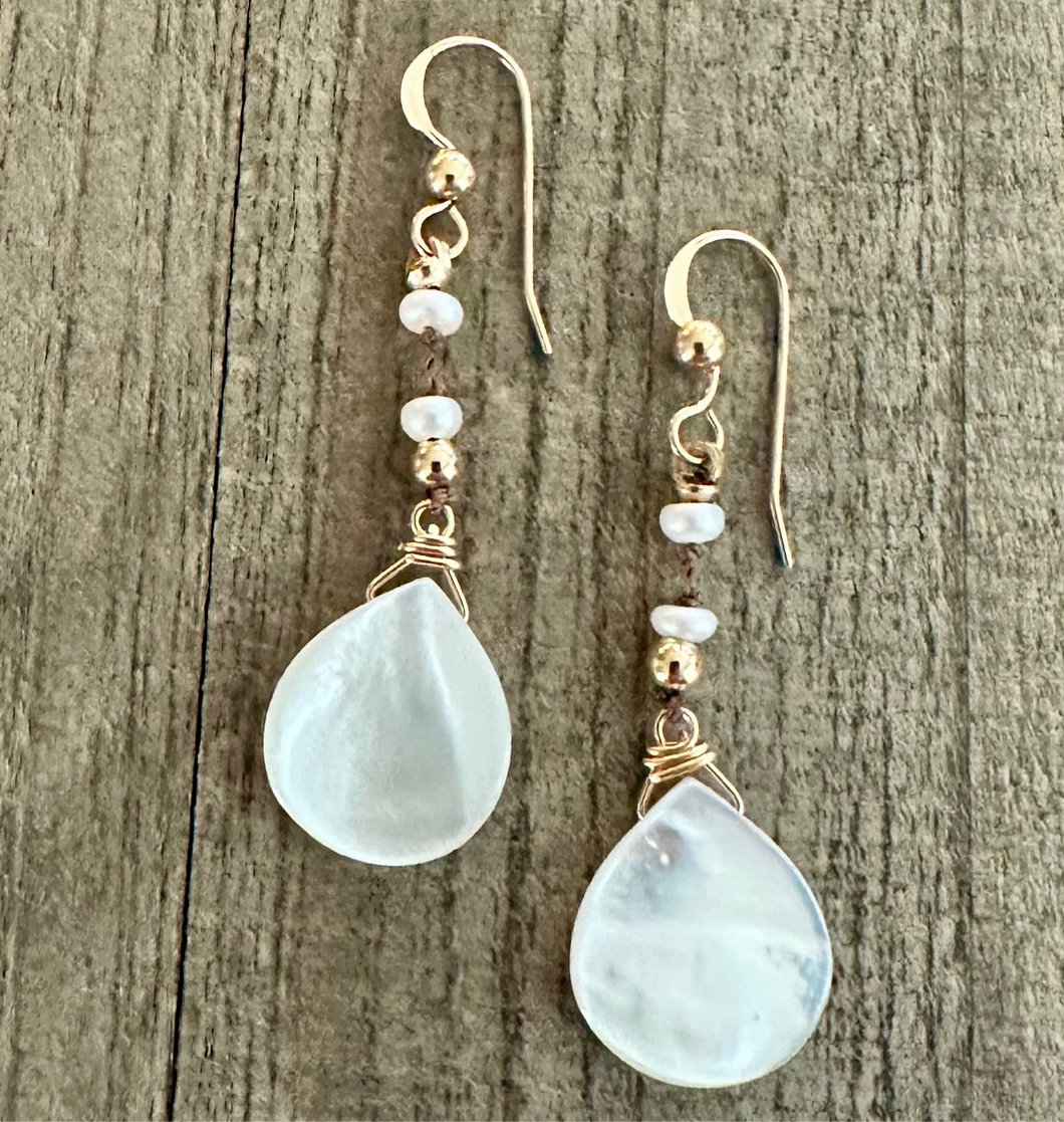 Fresh Water Pearl Earrings